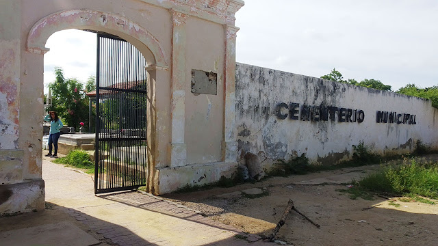 CEMENETERIO DE CARORA SE CONVIRTIÓ EN UNA SELVA