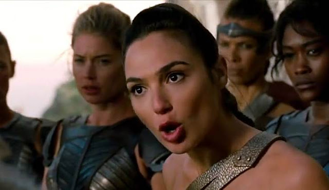 Foto Gal Gadot di Film Wonder Woman 2017