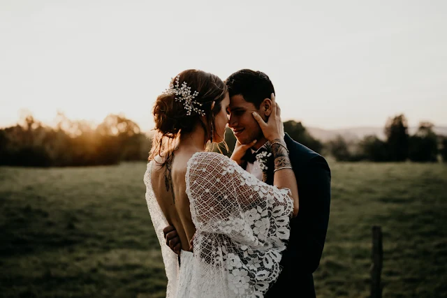 white parrot photography and film real wedding the rocks yandina venue grace loves lace politix flora design cake