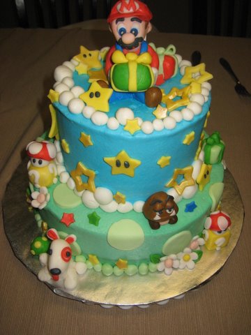 Mario Birthday Cakes on The Busy Bird  Super Mario Brothers Birthday