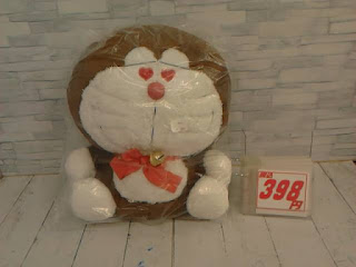 中古品　ドラえもん　ぬいぐるみ　３９８円