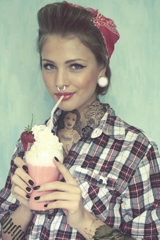 modern pin up