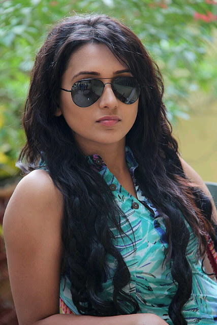 Mimi Chakraborty