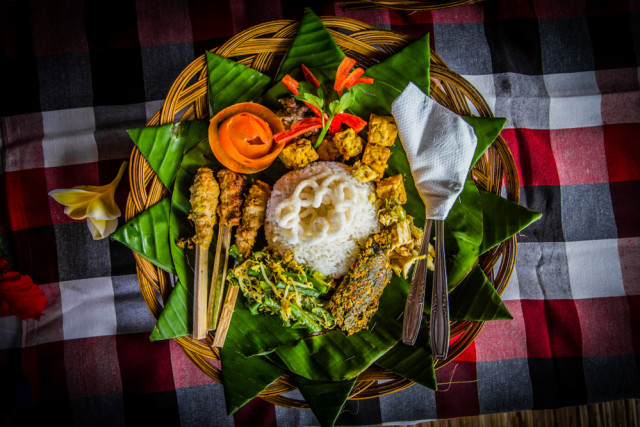 Kuliner Khas Hari Raya Galungan