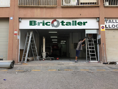 Instalación puerta hierro galvanizado