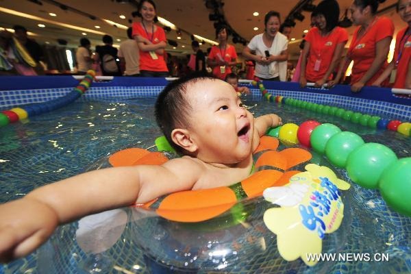 swimming-babies-china (4)