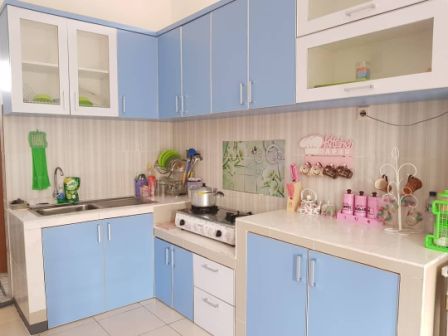 Desain Lemari dapur dinding