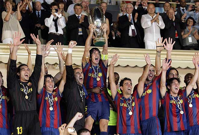 football players wallpapers 2010. Barcelona Best Football Team