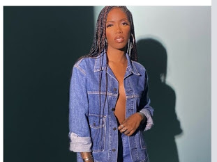 [GIST] Tiwa Savage steps out in a braless Denim Jeans.