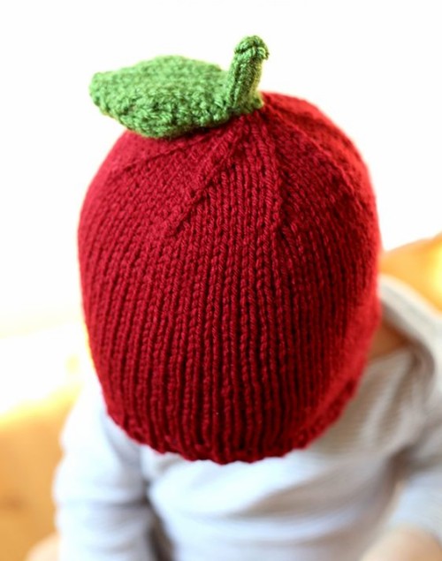 Apple Hat - Free Knitting Pattern