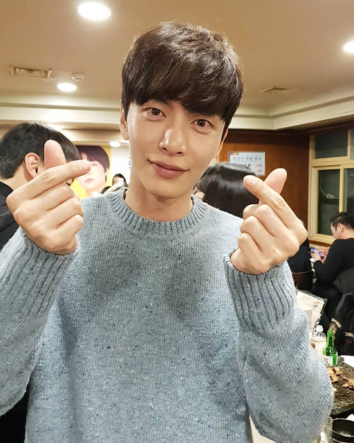 Lee min ki, biodata lee min ki, lee min ki biodata, profil lee min ki, lee min ki profile, lee min ki drama tv, lee min ki film, foto lee min ki, lee min ki photos, 이민기.