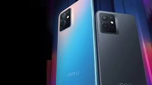QOO 11 Series Chinese company iQOO is preparing to launch its new iQOO 11 series. From this series, the company can launch 2 smartphones named its iQOO 11 and iQOO 11 Pro.