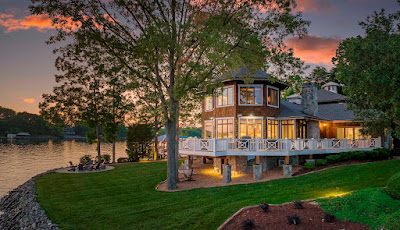 Lake Front Home with Beautiful Waterfront Views