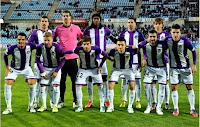 REAL VALLADOLID C. F. - Valladolid, España - Temporada 2012-13 - Rueda, Dani Hernández, Manucho, Óscar y Álvaro Rubio; Peña, Ebert, Víctor Pérez, Rukavina, Balenziaga y Omar - GETAFE 2 (Alexis y Lafita), REAL VALLADOLID 1 (Óscar) - 18/11/2012 - Liga de 1ª División, jornada 12 - Getafe (Madrid), estadio Coliseum Alfonso Pérez