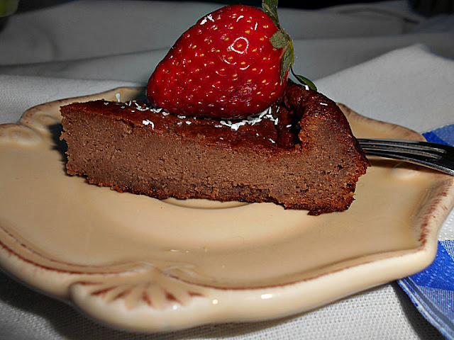 bolo de chocolate sem acucar e sem gluten