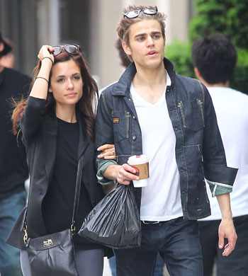 LifeStyle is reporting that Vampire Diaries star Paul Wesley has married