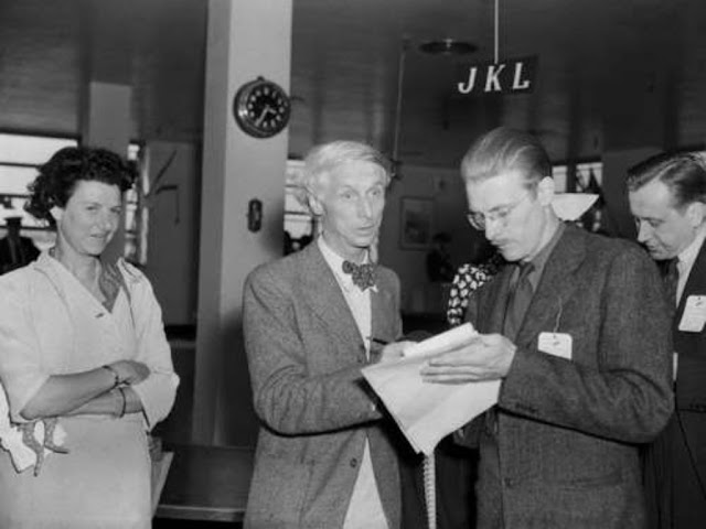 Max Ernst and Peggy Guggenheim, 14 July 1941 worldwartwo.filminspector.com