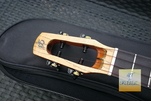 Flight 4SB Tenor Ukulele headstock