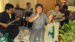 BAND BINAAN BAZMA MERIAHKAN TALK SHOW RBC 3 (REMAJA BILANG CINTA 3)