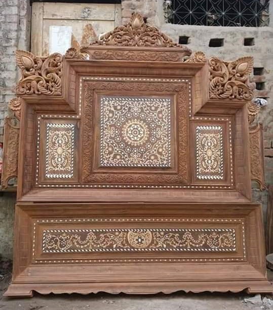 Chiniot Furniture Bed Sets Designs in Pakistan