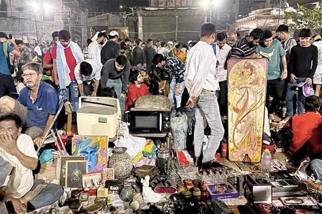 Chor Bazaar, le marché des voleurs à Mumbai