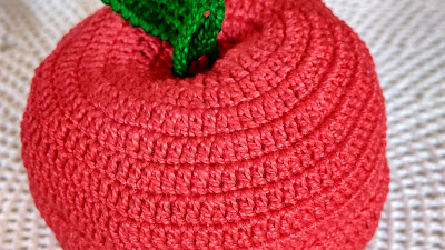 Manzana en crochet 