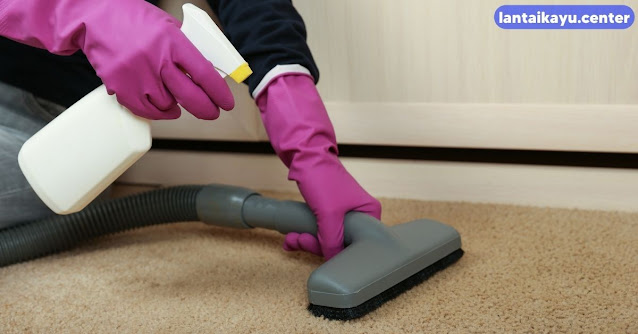 Cara Membersihkan Lantai Karpet