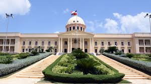 Presidente Danilo Medina promulga Ley 397-19, que crea Instituto Dominicano de Prevención y Protección de Riesgos Laborales