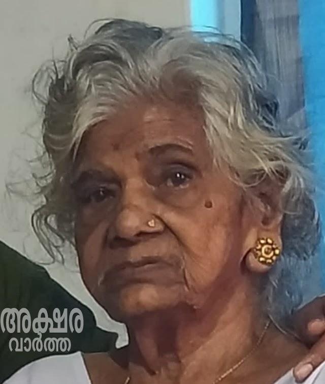 നരിക്കുനി: - പാറന്നൂർ കേലാട്ടു മീത്തൽ പരേതനായ ആണ്ടിയുടെ ഭാര്യ  കുട്ടൂലി (89) അന്തരിച്ചു