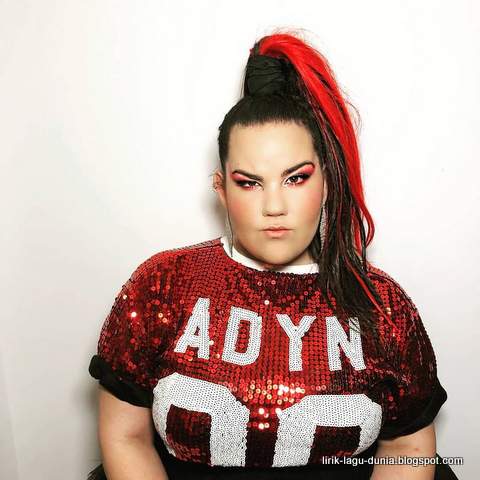 Lirik Lagu Netta Barzilai - Toy dan Terjemahan