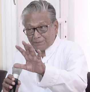 Manoj Das An Incredible Story Teller by Dinabandhu Nayak