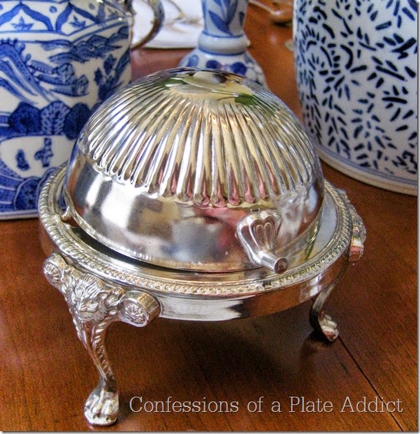 CONFESSIONS OF A PLATE ADDICT Tablescape in Blue and White CONFESSIONS OF A PLATE ADDICT Tablescape in Blue and White