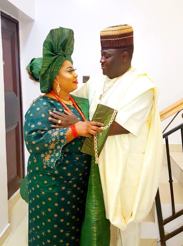 MEET OONI'S BEAUTIFUL SISTER, PRINCESS ADESOLA &HER HUBBY, PRINCE AYOOLA