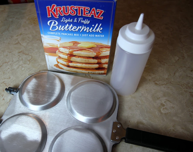 Try these easy spiced berry pancakes made from Krusteaz mix. #mykrusteaz #breakfastnight