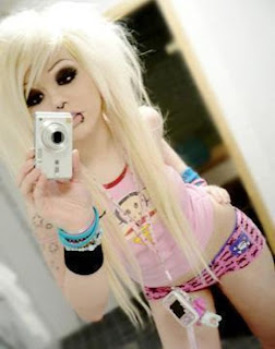 Blonde Emo Hairstyles for Girls 2012