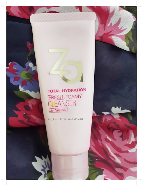 Za Total Hydration Fresh Foamy Cleanser - Review, Price, face wash, dry skin, oily skin, comibination skin