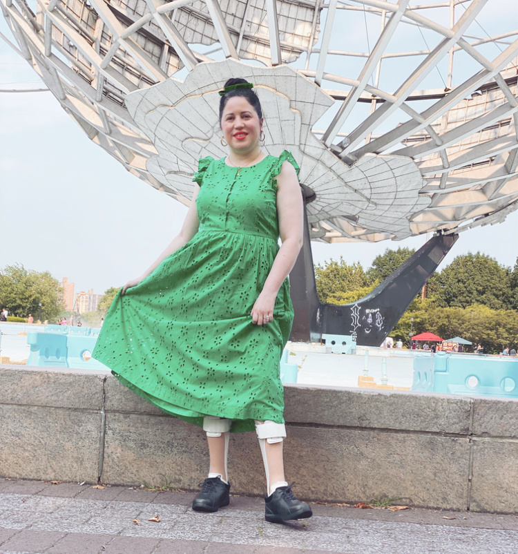 A Vintage Nerd, Vintage Nerd, J Crew Green Dress, Retro Plus Size Fashion, Retro Lifestyle Blog, 1964 World's Fair, Queens World's Fair Globe, Disability Pride Month, CMT Fashion, Disability and Fashion