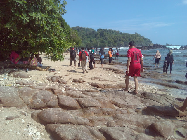 Pantai Wedi Ombo Beach Wonosari Gunungkidul Yogyakarta Tourism