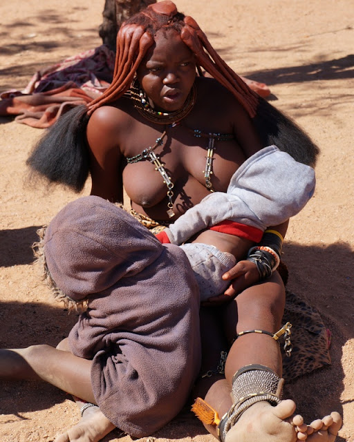 Visitando aldeias das etnias Himba e Damara na Namíbia