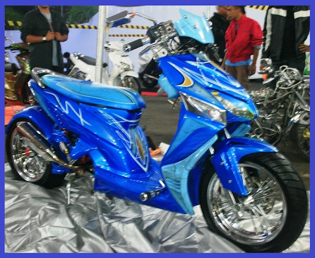 Honda Vario LowRider-Gambar Foto Modifikasi Motor Terbaru. title=