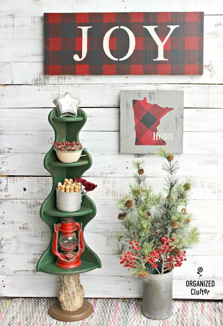 Wooden Corner Shelf Repurposed As a Christmas Tree #repurposed #repurpose #buffalocheck #statepride #minnesota #rusticChristmas