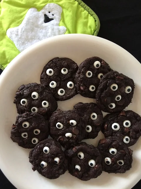 Finished spooky double chocolate eyeball cookies.