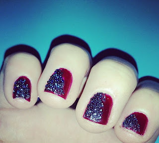 caviar manicure, red and black manicure