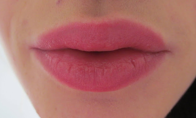 pink shiny / glittery lips