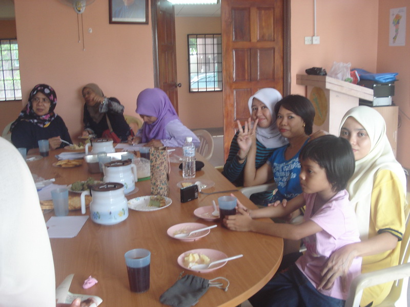 Kelas Masakan kali ke 4 - Kuih Bakar Pandan ~ Nshafeareen®