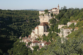 O santuário de Rocamadour encravado na pedra