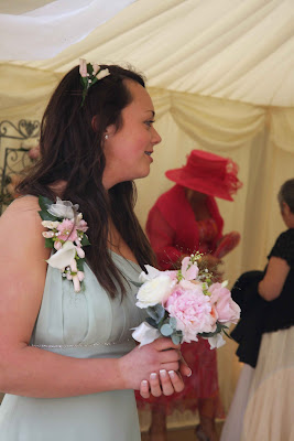 Sarah & Andrew Greensmith's Quintessentially English Country Wedding