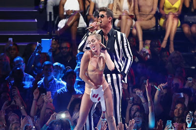 Miley Cyrus Hot VMA 2013 Performance