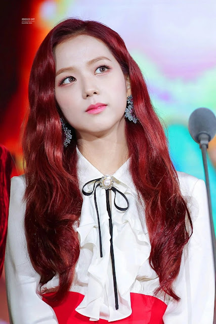 Rambut Merah Jisoo BLACKPINK 2