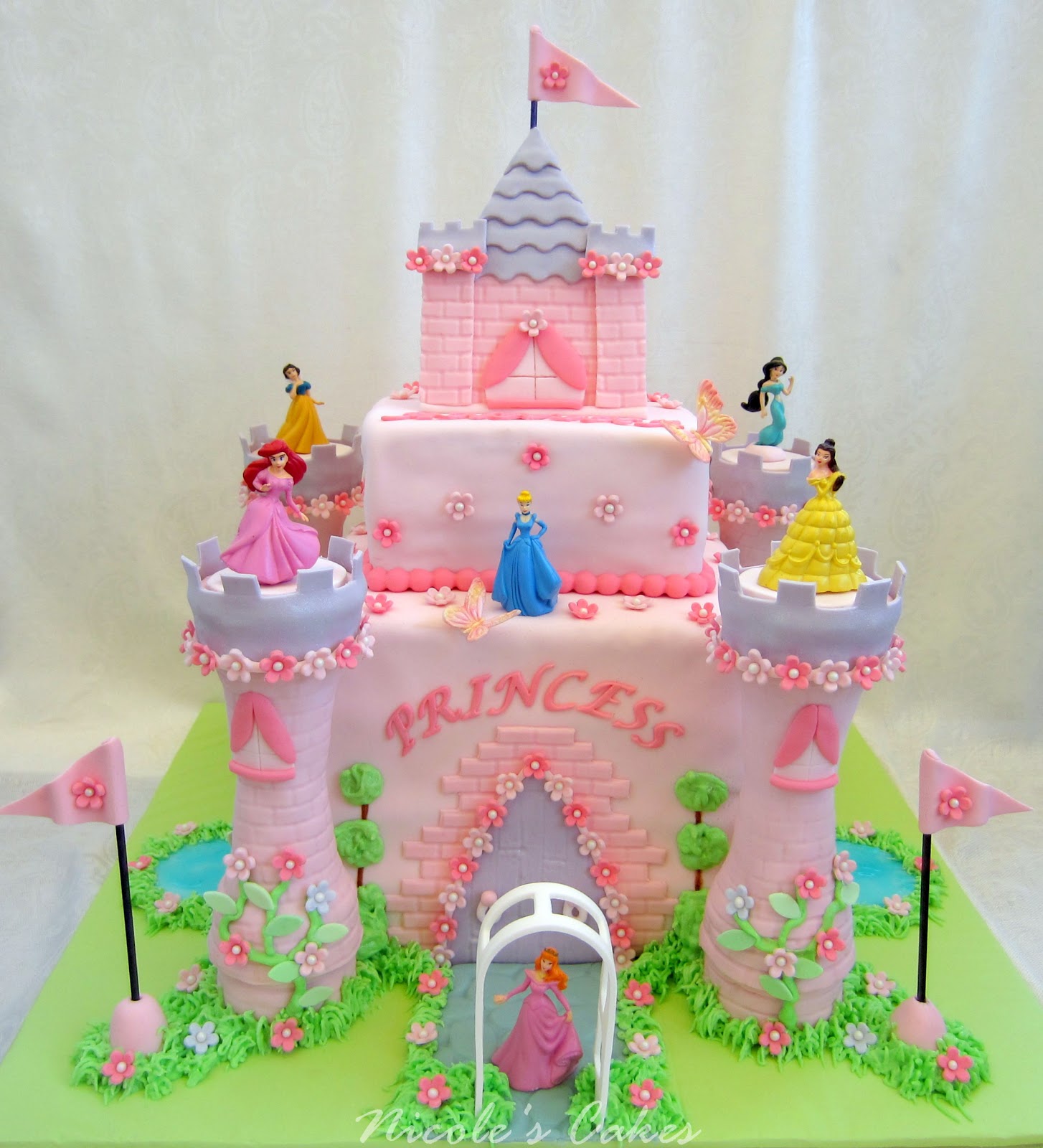 disney princess cakes,princess cake